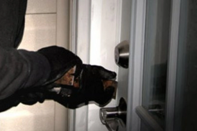 В Баку грабители избили хозяина дома