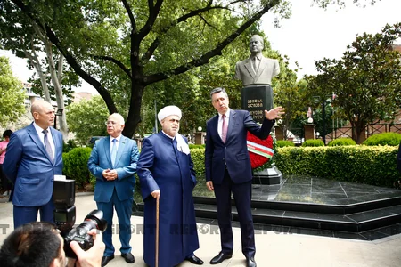 Allahşükür Paşazadə Gürcüstanda rəsmi səfərdədir