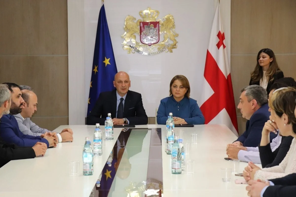 Gürcüstanda dini azlıqlardan olan ruhanilər gürcü dilini xüsusi proqramla öyrənəcəklər