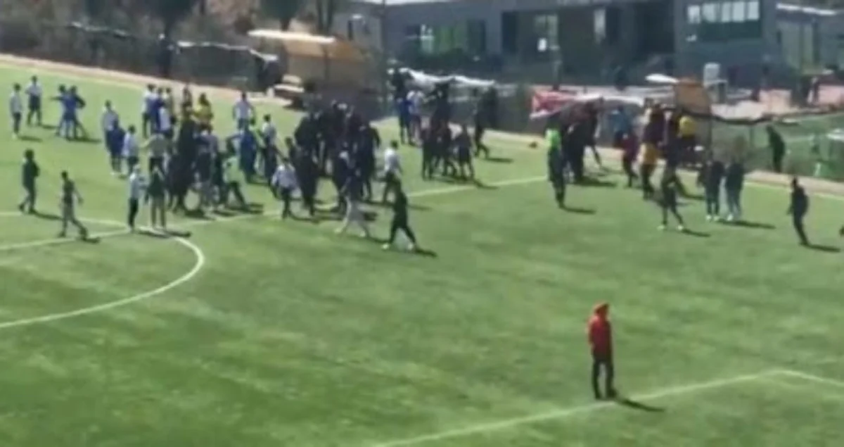 Массовая драка в матче чемпионата Албании