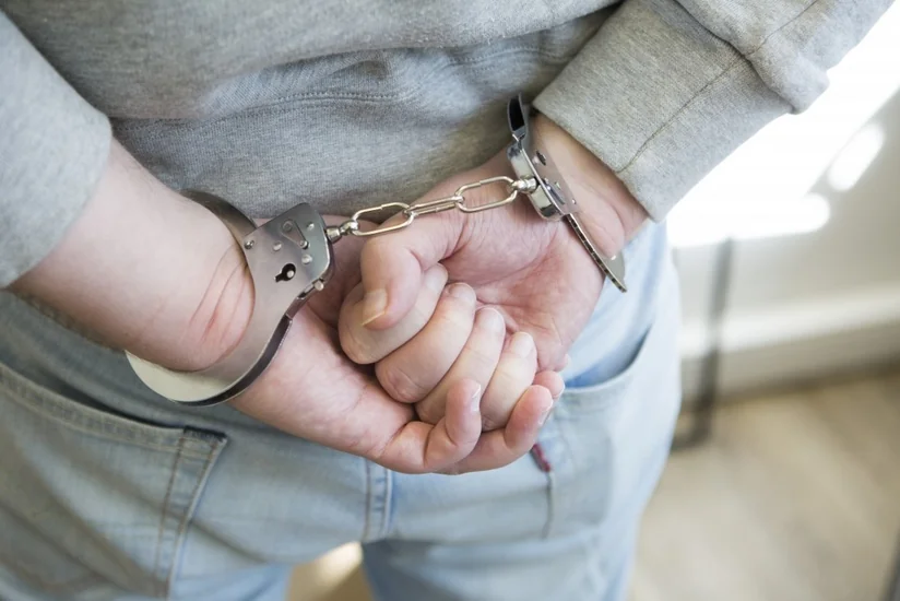 Задержаны подозреваемые в краже телефонов и денег на Шиховском пляже
