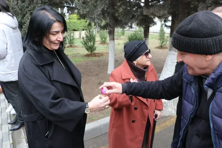 Yel çərşənbəsində Ahıllar evinin sakinləri ilə birgə ağac əkilib