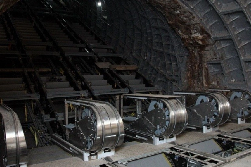 Metronun Xətai stansiyası üçün 4 yeni eskalator alınıb