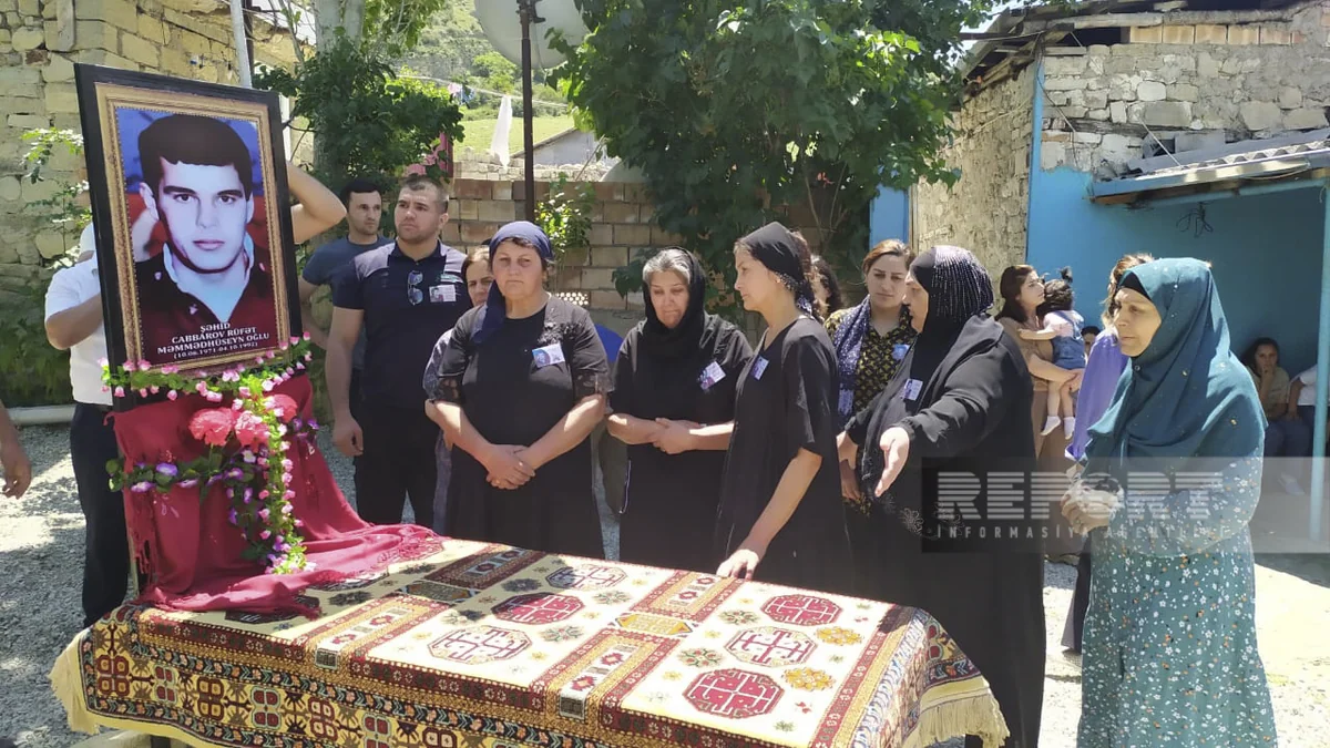 Siyəzəndə Birinci Qarabağ müharibəsinin şəhidi Rüfət Cabbarov dəfn edilib - YENİLƏNİB