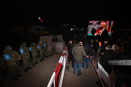 Şuşa-Xankəndi yolunda nümayişçilər və sülhməramlılara Fransa-Mərakeş oyununu izləmək üçün şərait yaradılıb