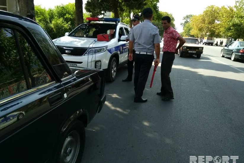 Yol polisi Qaxda reyd keçirib, 70-dən çox sürücü saxlanılıb