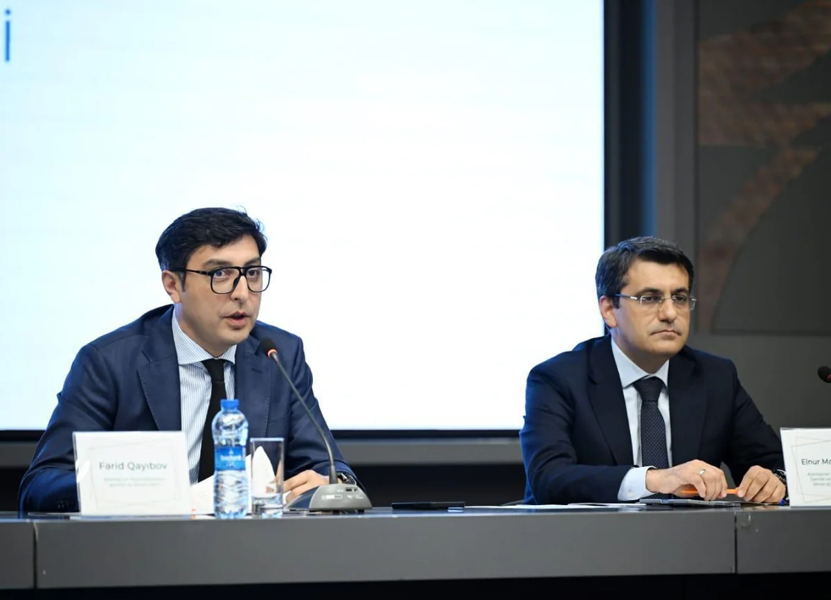 Fərid Qayıbov ötən ay beynəlxalq yarışlarda uğurla çıxış etmiş idmançılar və onların məşqçiləri ilə görüşüb