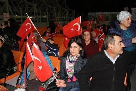 329 məshəti türkü Ukraynadan Türkiyəyə köçüb