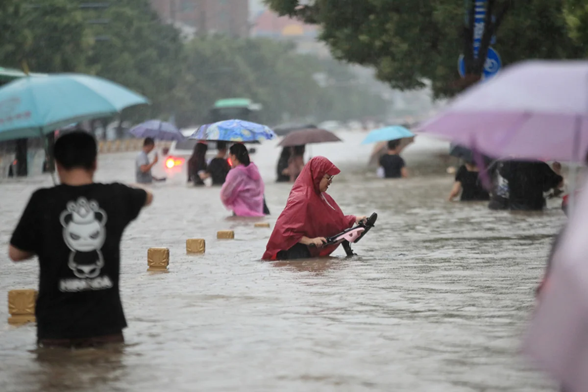 195,000 people evacuated in rainstorms in east China province