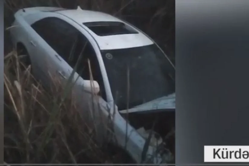 Автомобиль упал в водный канал в Кюрдемире - ВИДЕО