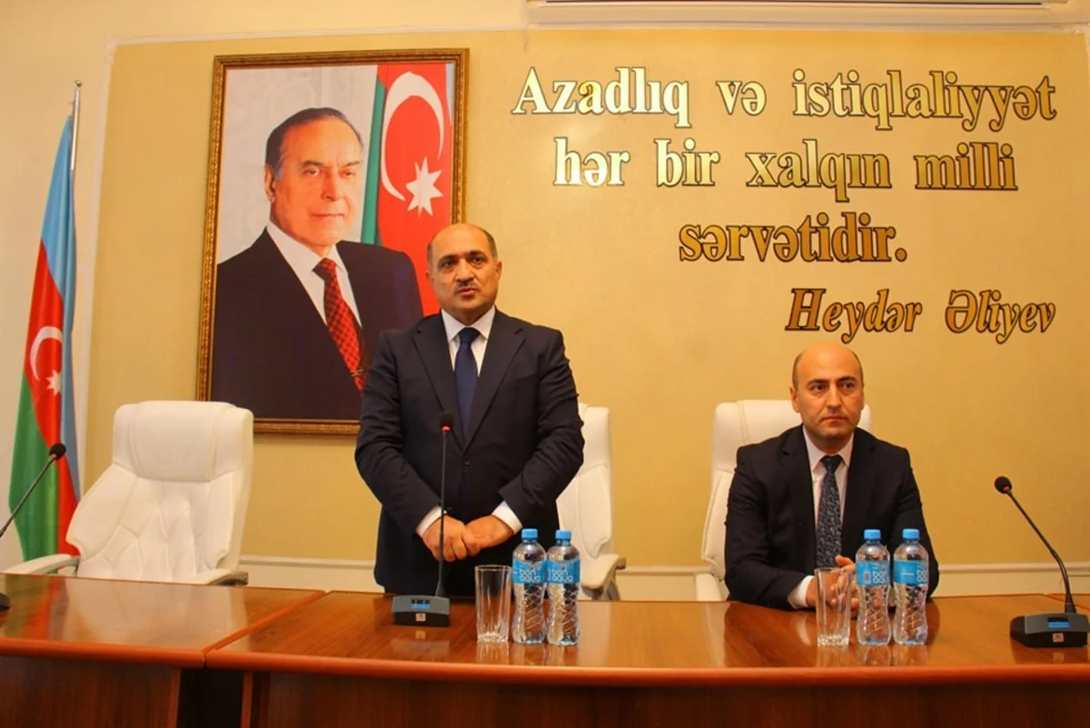 Texnologiya Universitetinin rektoru kollektivə təqdim edilib
