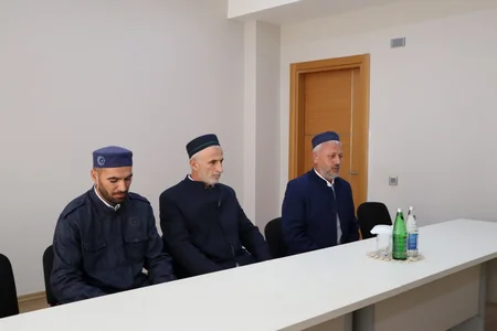 Dövlət Komitəsinin sədri Zaqatalada vətəndaşları qəbul edib