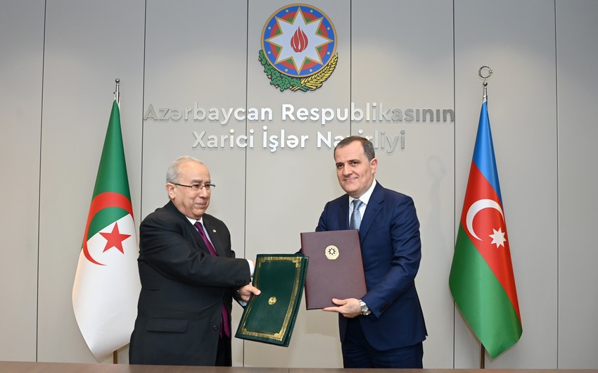 Azərbaycan və Əlcəzair arasında iki sənəd imzalanıb