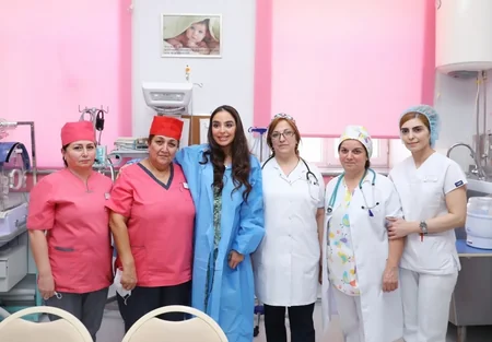 Leyla Əliyeva 3 nömrəli Şəhər Klinik Xəstəxanasının doğum şöbəsində olub