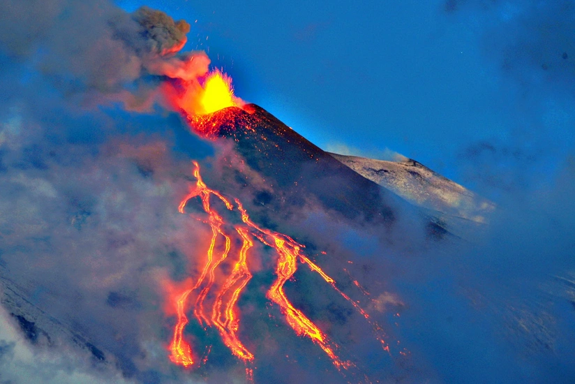 Etna volcano wakes up in Italy
