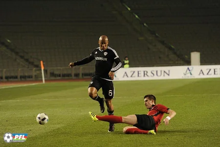 Qarabağ - Qəbələ oyununda qapılara qol vurulmayıb - VİDEO