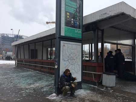 В переходе у метро в Москве произошел взрыв