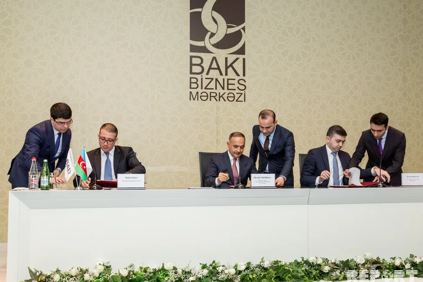 SKMF ABAD publik hüquqi şəxsi və Azər-Türk Bankla əməkdaşlığa dair niyyət protokolu imzalayıb