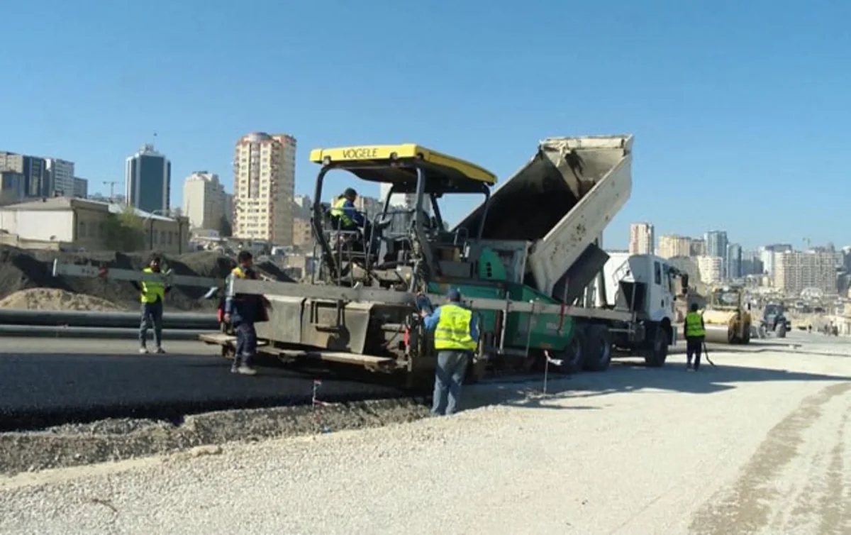 Prezident yol tikintisi işçilərini təltif etdi - SİYAHI