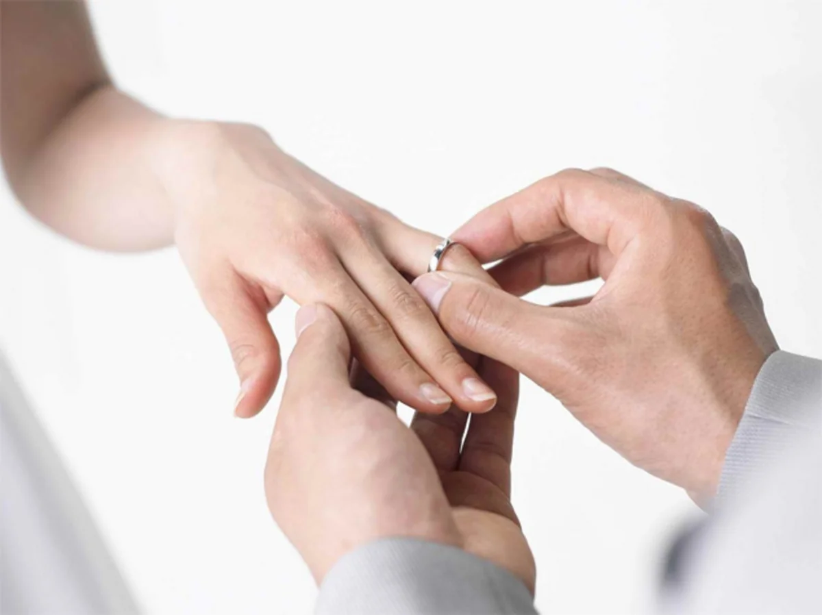 Azerbaijan launches rules of compulsory medical examination of persons getting married