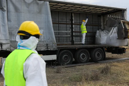Samuxda qadağan olunmuş 100 tona yaxın pestisid zərərsizləşdirilib