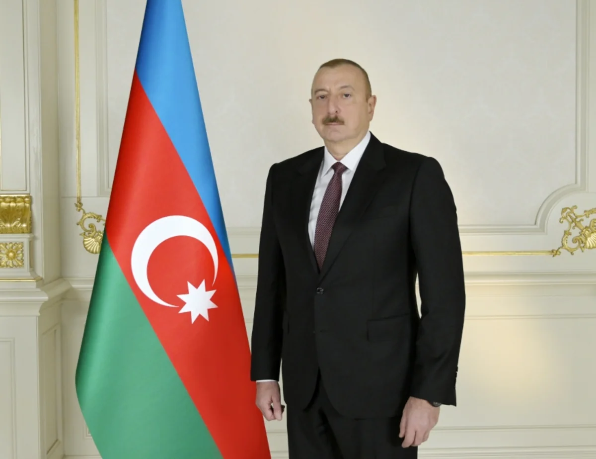Prezident Fikrət Qocaya zəng edib