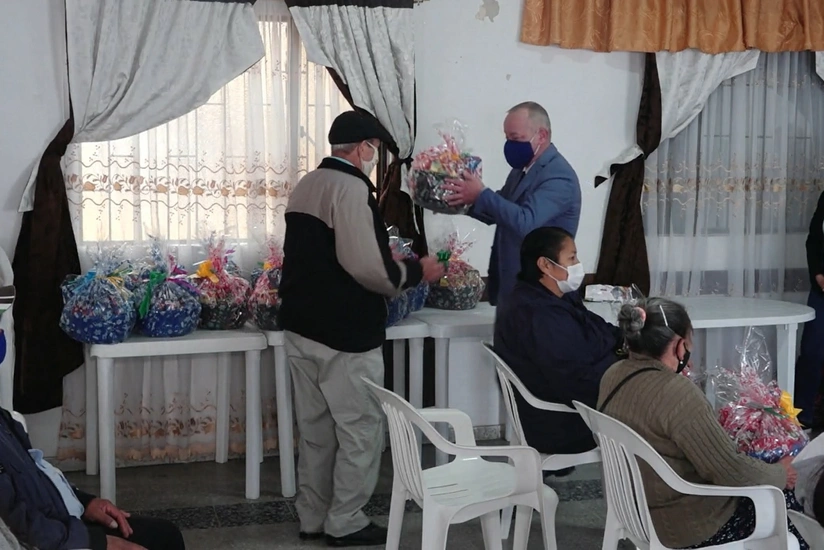Azerbaijani Embassy in Colombia distributes gifts to those in need