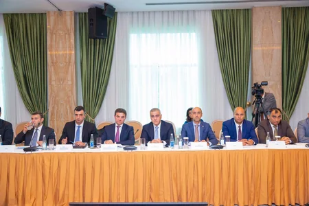 AZAL deputatlara yaxın gələcəkdə müsbət dəyişikliklər barədə məlumat verib