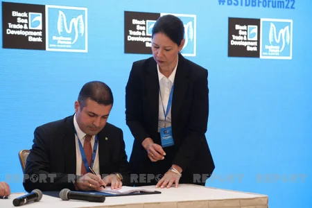 Qara Dəniz Ticarət və İnkişaf Bankı Azərbaycanın iki bankına kredit ayırıb