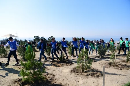 President Ilham Aliyev and first lady Mehriban Aliyeva attended tree-planting campaign in Khatai district, Baku