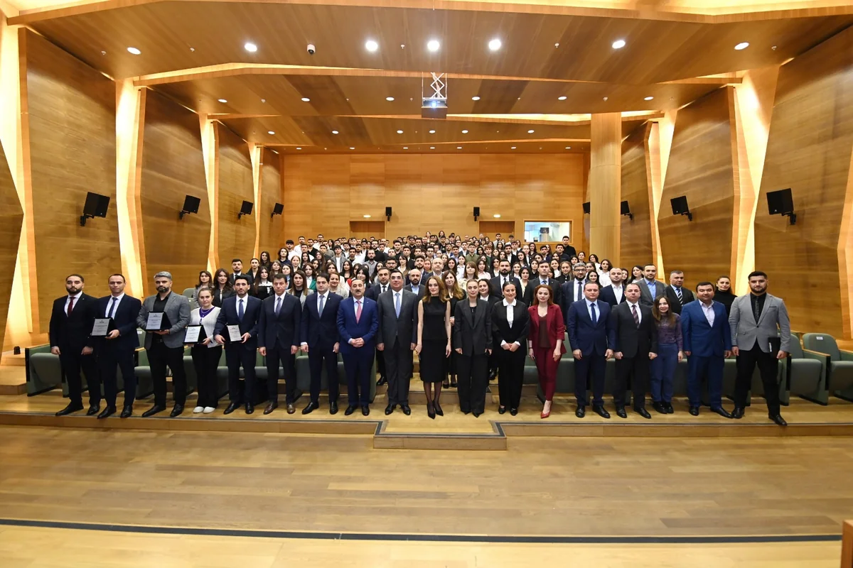 Gənc İstedadlar Proqramının iştirakçıları SOCAR-da təcrübəyə başlayıb