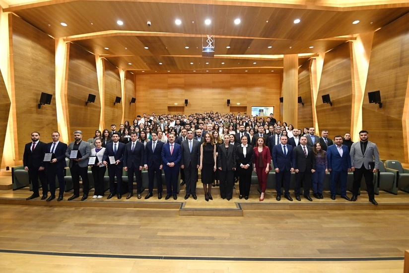 Gənc İstedadlar Proqramının iştirakçıları SOCAR-da təcrübəyə başlayıb