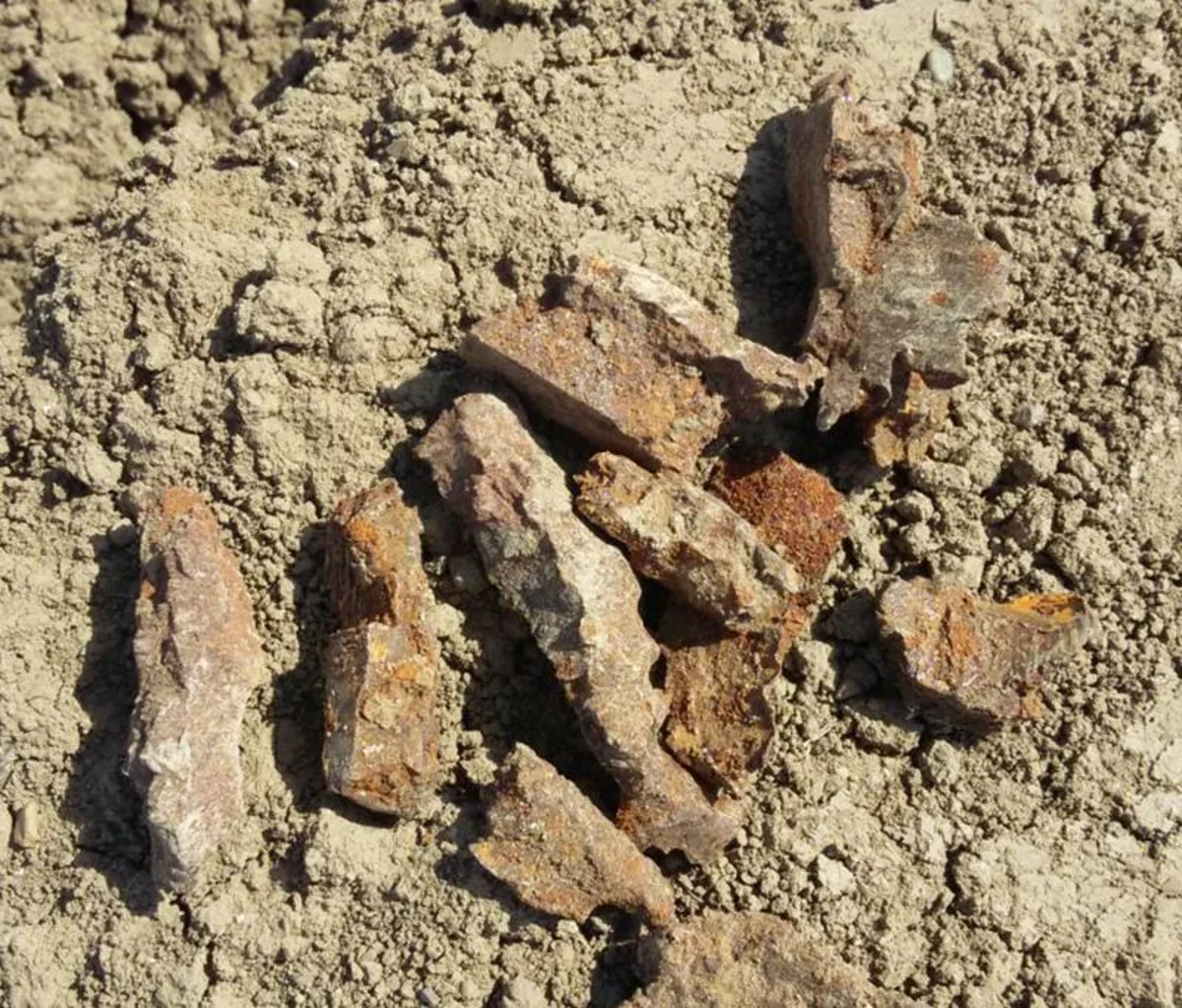 Ağdamda partlamış raket və mərmi qalıqları aşkarlanıb