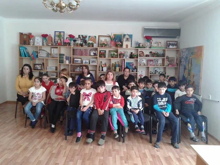 Gənclər üçün Təhsil Mərkəzi xeyriyyə tədbiri təşkil edib