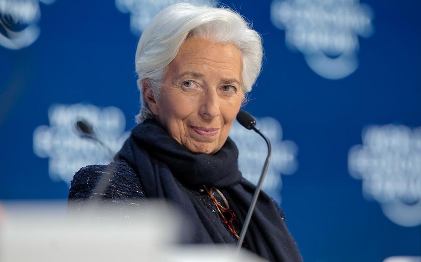 ECB rəhbəri: Avro Avropanın müstəqil qalmasına kömək edir