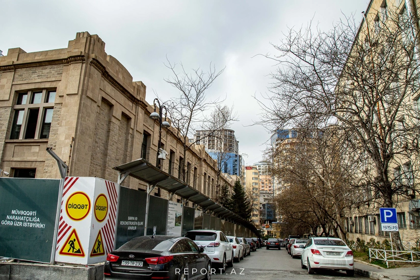BNA: Nəqliyyat vasitələrini səkilərdə və ağacların altında park etməyin