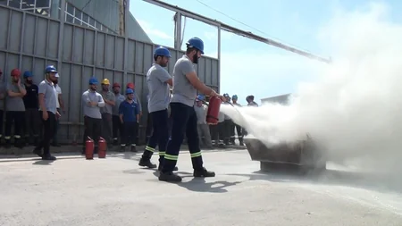 FHN istehsalat müəssisəsində təlim keçirib