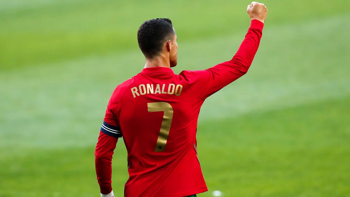 Ronaldu yığmadakı qolların sayına görə dünya rekorduna yaxınlaşdı