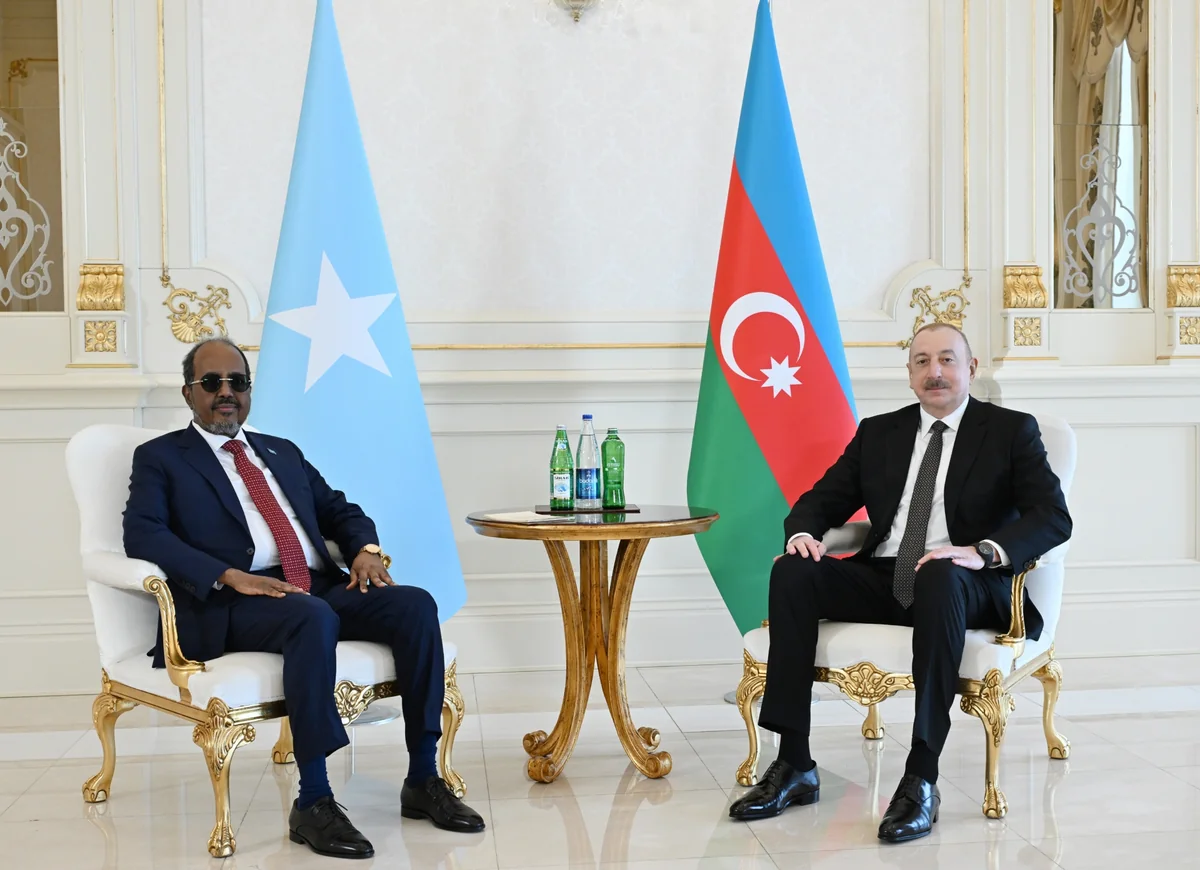 İlham Əliyevin Somali Prezidenti ilə təkbətək görüşü olub
