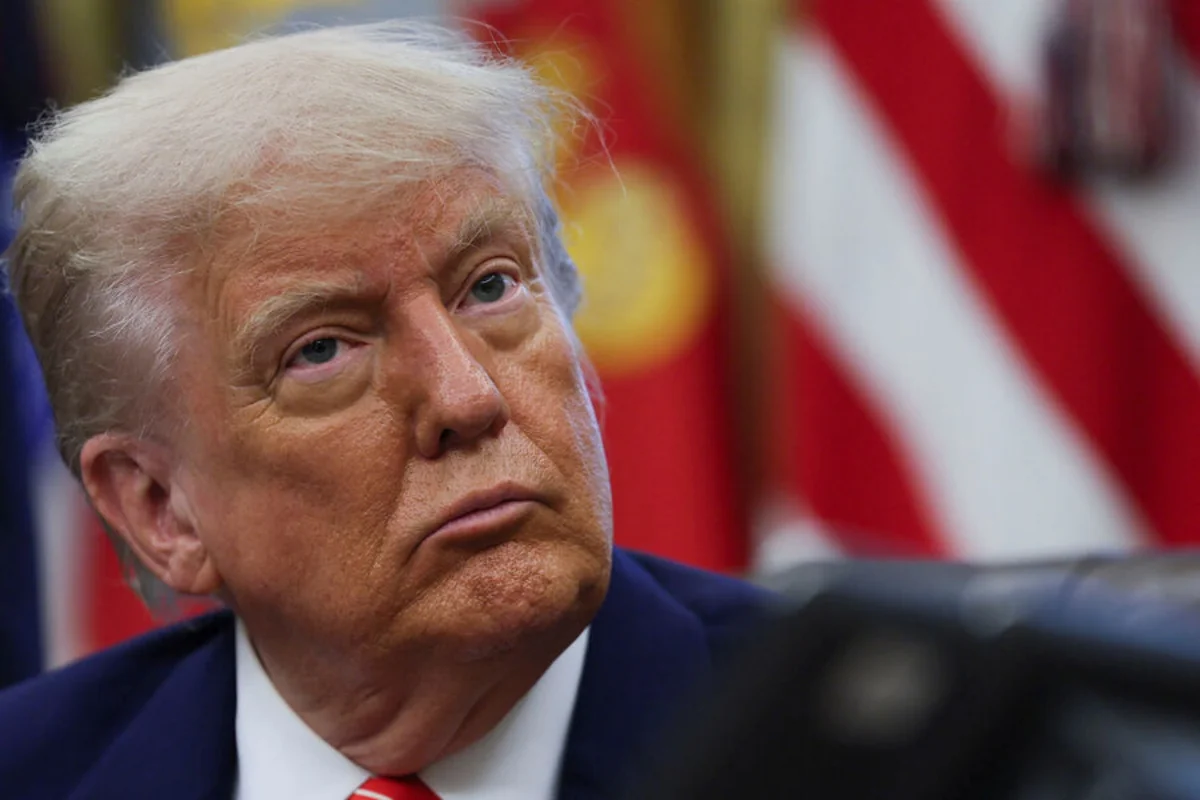 Tramp ölkənin ali rəhbərliyini təcili iclasa çağırıb