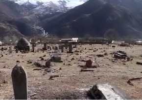 Kəlbəcərdə qəbiristanlıqda 27 ildən sonra azan səsləndirilib