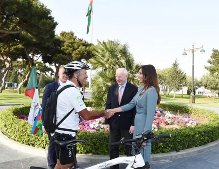 Azərbaycanın birinci xanımı Avropa Qonaqpərvərlik Klubunun açılışında iştirak edib