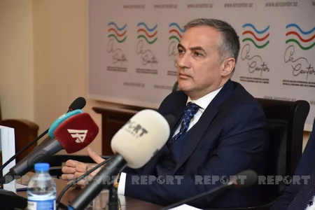 Bakıda keçmiş Baş nazir və XİN başçısı Həsən Həsənovun kitabının təqdimatı olub