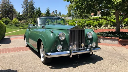 В США Rolls-Royce Элизабет Тейлор выставлен на торги за $2 млн