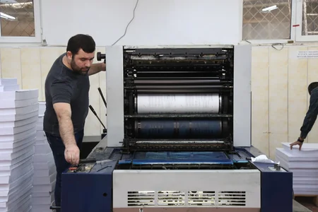 Milli Məclisə seçkilərlə bağlı səsvermə bülletenlərinin çapına başlanılıb - FOTOLAR