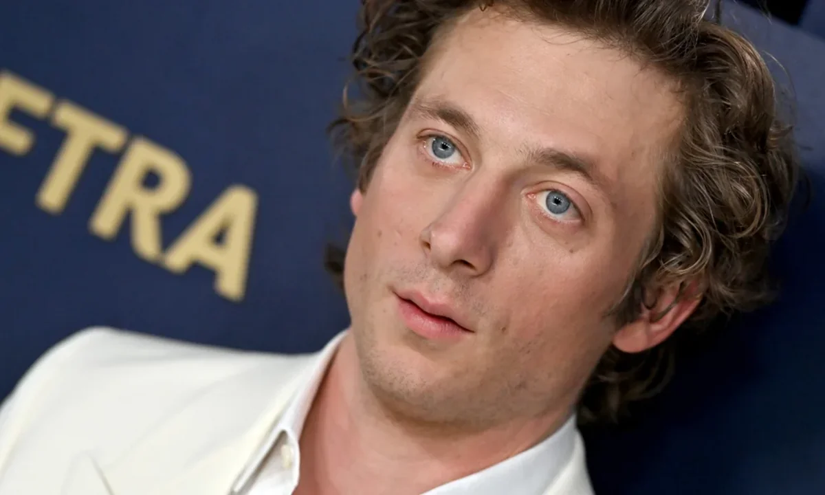 Jeremy Allen White wins second Emmy for lead actor comedy
