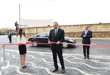 Gəncədə Əziz Əliyev adına mədəniyyət və istirahət parkının açılışı olub