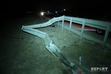 Bakıda yol polisi rəisinin oğlu maşını yüksək sürətlə idarə edərək aşırıb, yaralananlar var - FOTO - VİDEO