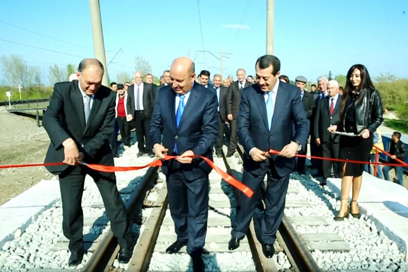 Yevlax-Malay mənzilində dəmir yolu körpüsü istifadəyə verilib