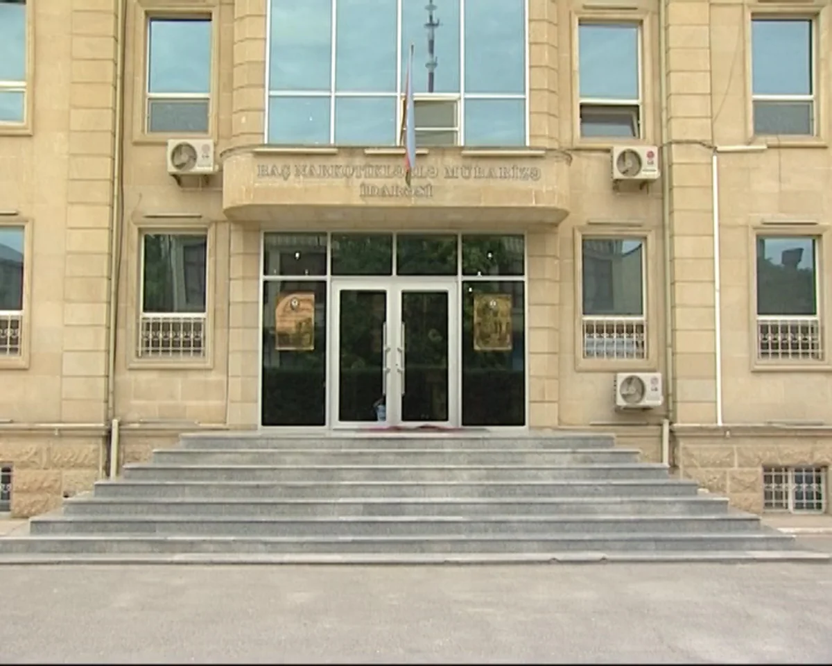 Çantasında 11 kq narkotik maddə olan şəxs tutulub - FOTO